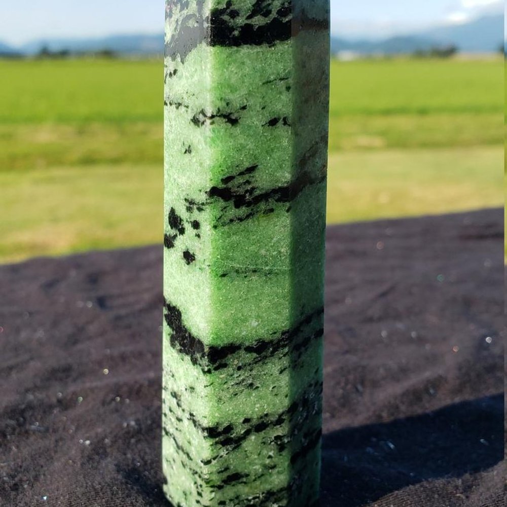 Ruby in Zoisite Tower | Genuine Ruby in Zoisite - Picture 4 of 5